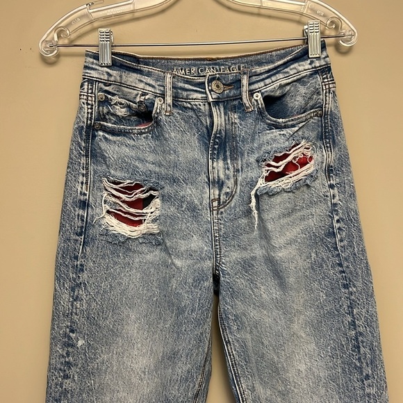 American Eagle Highest Rise Ripped 90S Boyfriend Acid Wash Jeans size 4 - Picture 5 of 8